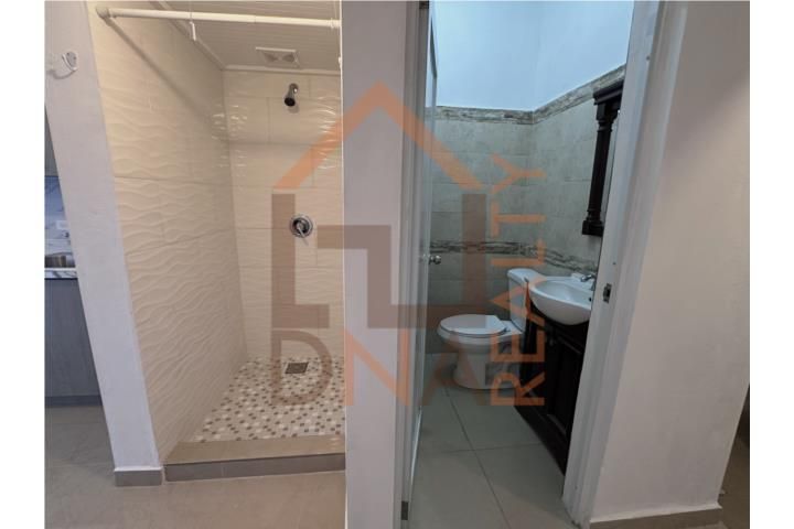 Flamingo Hills Bayamon 00956 PR