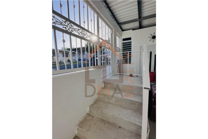 Flamingo Hills Bayamon 00956 PR