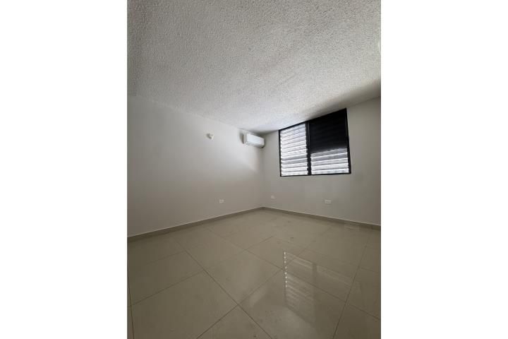 Santa Rosa Bayamon 00959 PR