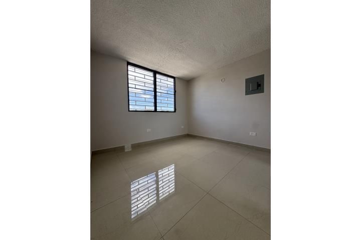 Santa Rosa Bayamon 00959 PR