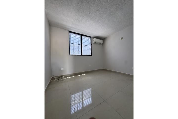 Santa Rosa Bayamon 00959 PR