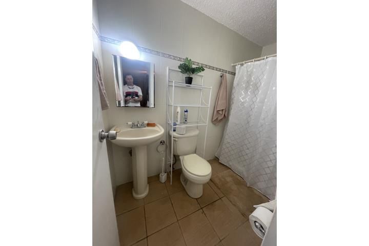 785-987 Av. San Patricio Guaynabo 00968 PR