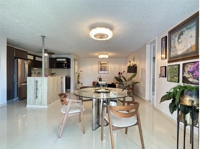 Cv2r+3g8 Guaynabo 00966 PR