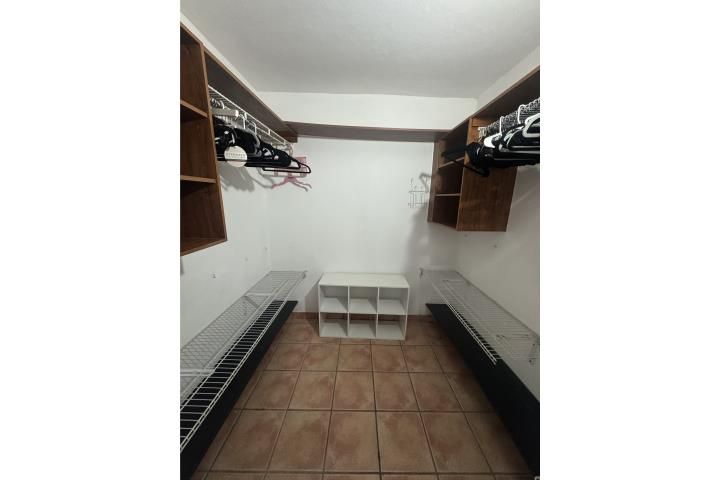 Villas De Cdad. Jardín Bayamon 00957 PR