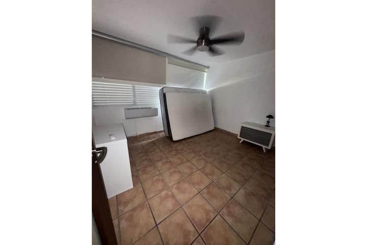 Villas De Cdad. Jardín Bayamon 00957 PR