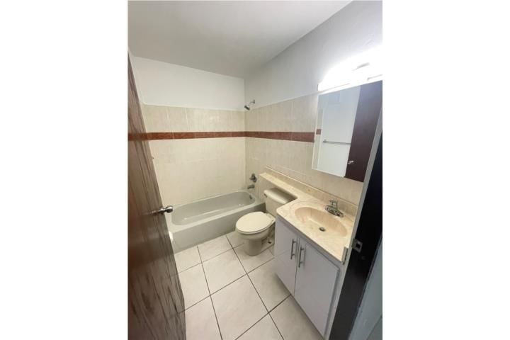 9vrg+g83 Guaynabo 00966 PR
