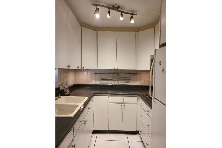 Cw22+r53 Guaynabo 00968 PR