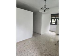 José Mercado Caguas 00725 PR
