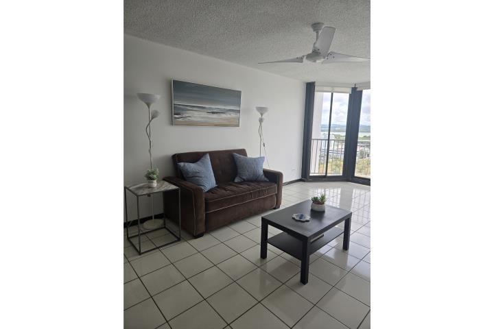 5349 Av. Isla Verde Carolina 00979 PR