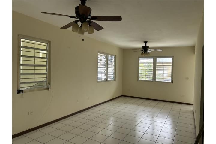 1612 Av. Juan Ponce De León San Juan 00909 PR