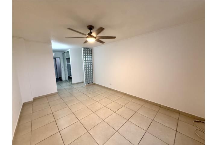 721 C. Hernández San Juan 00907 PR