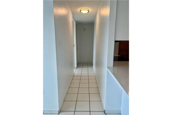 210 Av. José Oliver San Juan 00918 PR