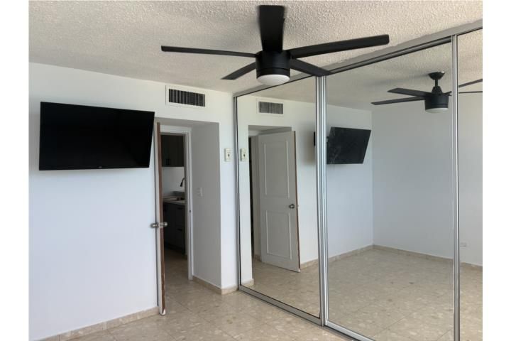 5349 Av. Isla Verde Carolina 00979 PR
