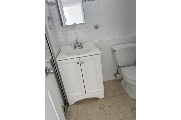 5349 Av. Isla Verde Carolina 00979 PR