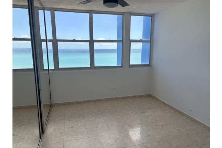 5349 Av. Isla Verde Carolina 00979 PR