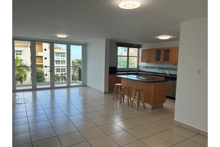 605 Boulevard De La Media Luna Carolina 00987 PR