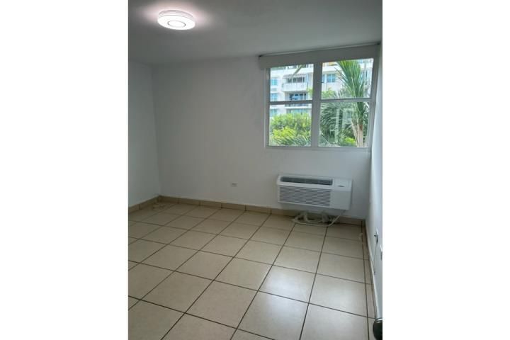 605 Boulevard De La Media Luna Carolina 00987 PR