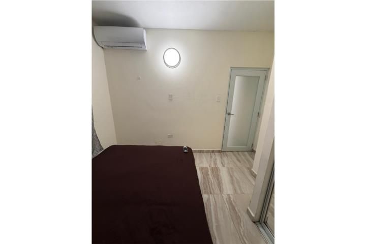 Los Angeles Carolina 00979 PR