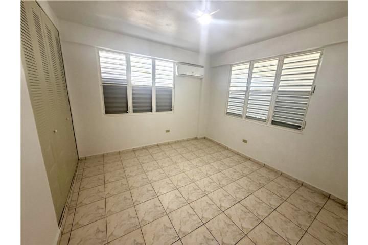 Arenales Aguadilla 00603 PR