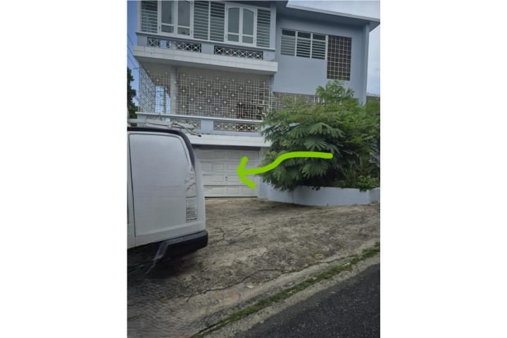 Cll Mora San Juan 00925 PR