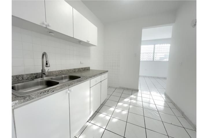 Cll San Fernando Carolina 00982 PR