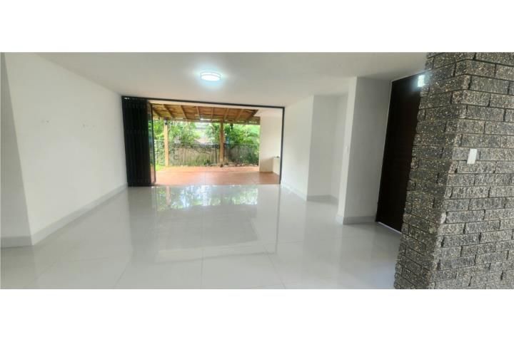 Parkville Guaynabo 00969 PR