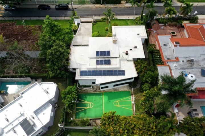 Garden Hills Guaynabo 00966 PR