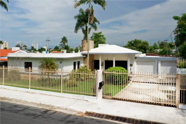 Garden Hills Guaynabo 00966 PR