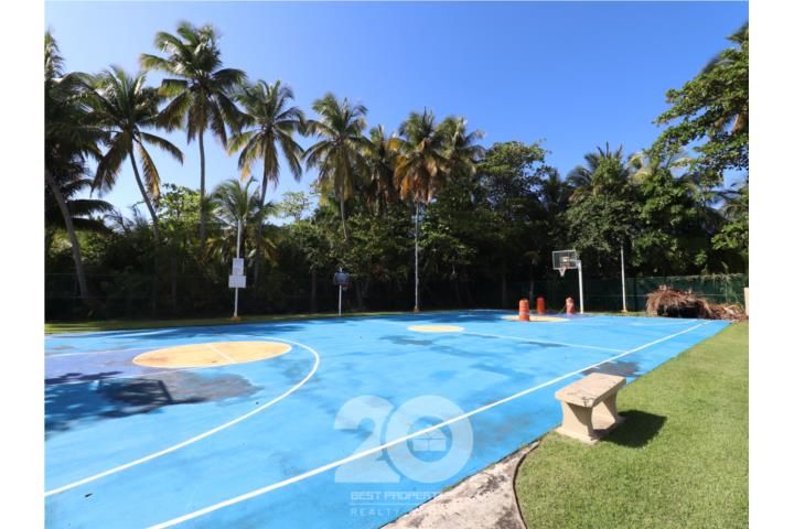 Solimar Luquillo 00773 PR