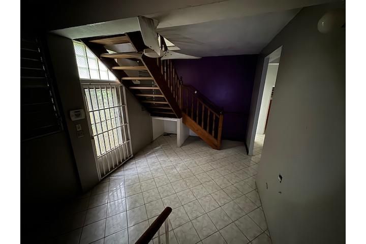 C. Buena Vista Bayamon 00957 PR