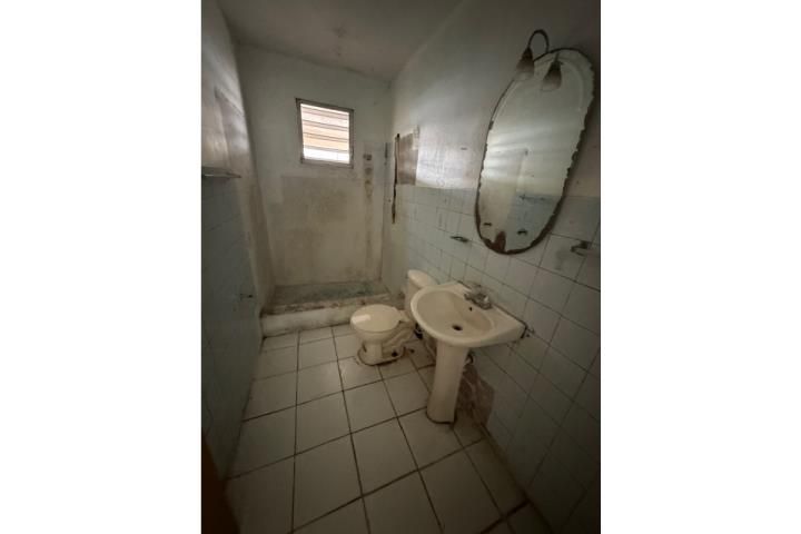 Barahona Morovis 00687 PR