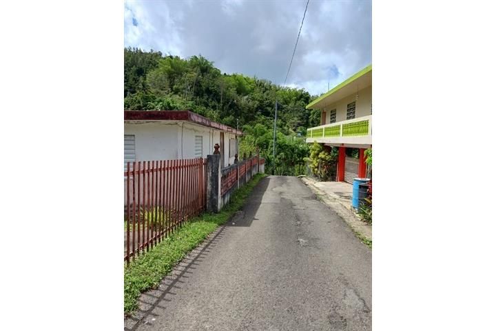Gurabo Abajo Juncos 00777 PR