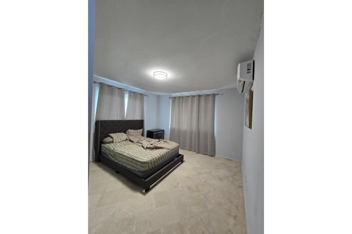 Beatriz Cidra 00739 PR