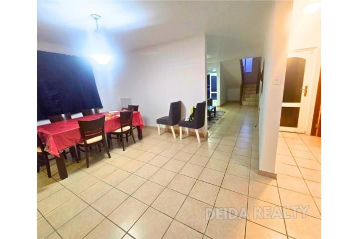 Membrillo Camuy 00627 PR