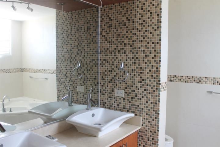 Tierras Nuevas Poniente Manati 00674 PR