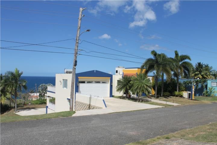 Tierras Nuevas Poniente Manati 00674 PR