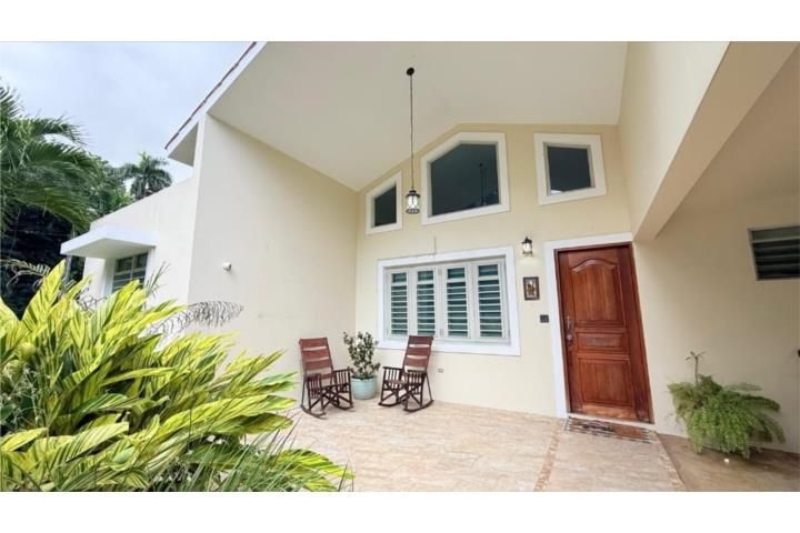 Torrimar Guaynabo 00966 PR