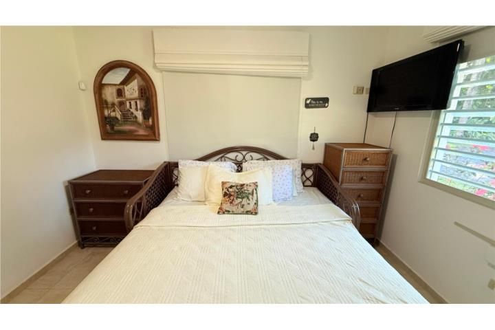 Torrimar Guaynabo 00966 PR