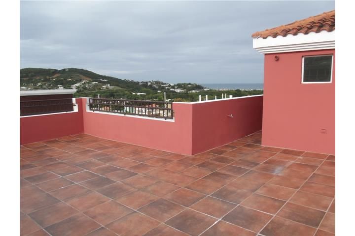 75 C. Village Key Ceiba 00735 PR