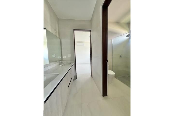 Los Lagos Drive Humacao 00791 PR