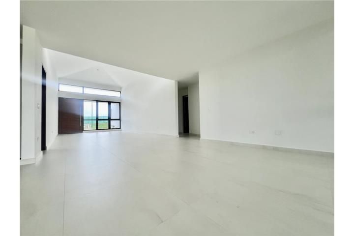Los Lagos Drive Humacao 00791 PR