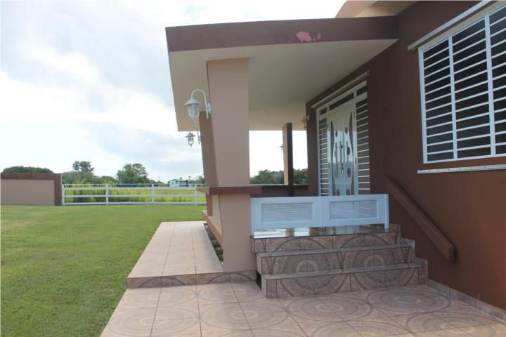Islote Arecibo 00612 PR