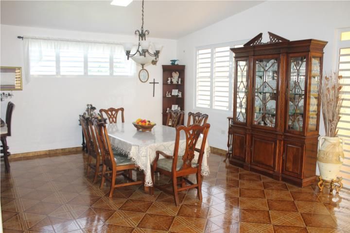 Islote Arecibo 00612 PR