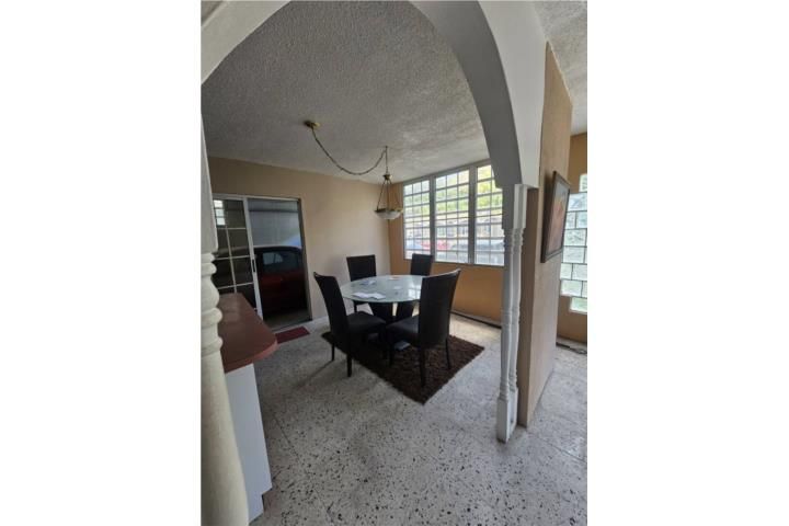 5111 Calle Zorzal Ponce 00728 PR