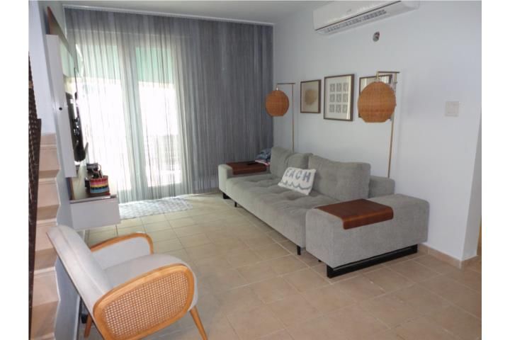215 Harbour Dr Humacao 00791 PR