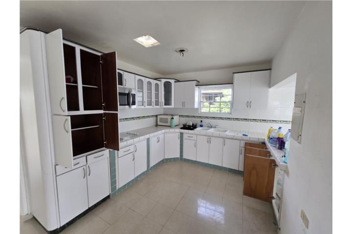 Doraville Dorado 00646 PR