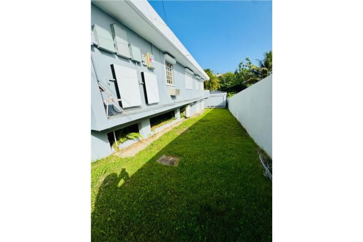 Cll Contorno Toa Alta 00953 PR