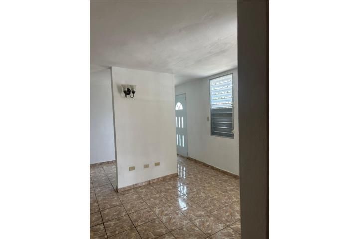 Lluveras Yauco 00637 PR