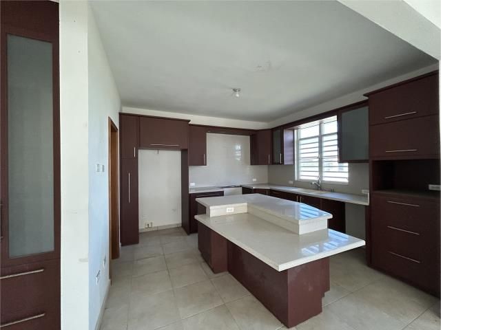 F5jr+98q Hatillo 00659 PR