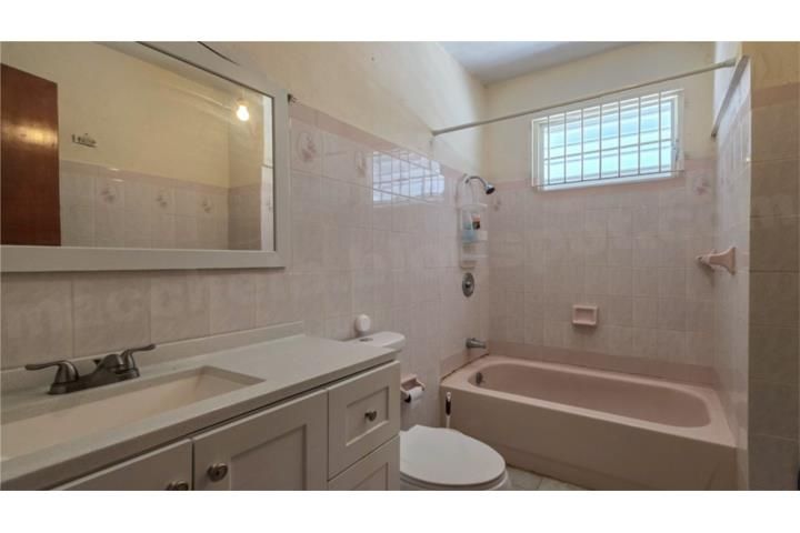 Cll Laurel Ponce 00716 PR